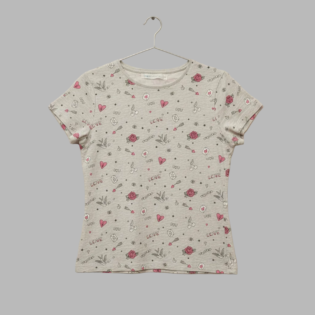 Camiseta gris estapada con Love