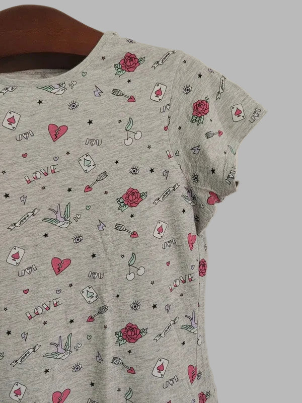 Camiseta gris estapada con Love