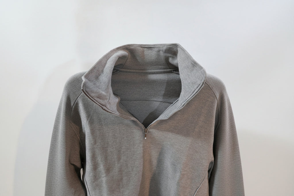 grauer Pullover von Dockers