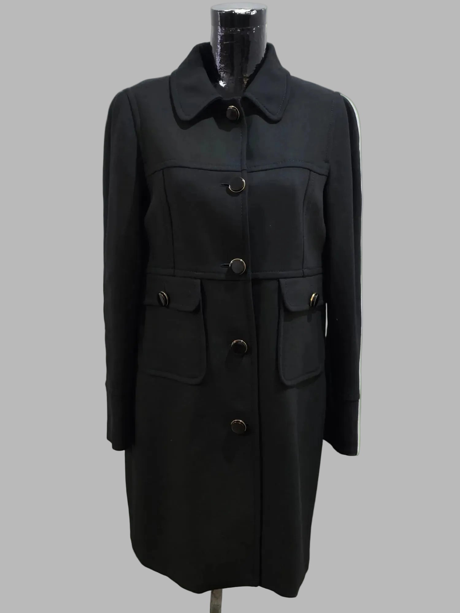 Schwarzer Dreiviertelmantel, Größe 44