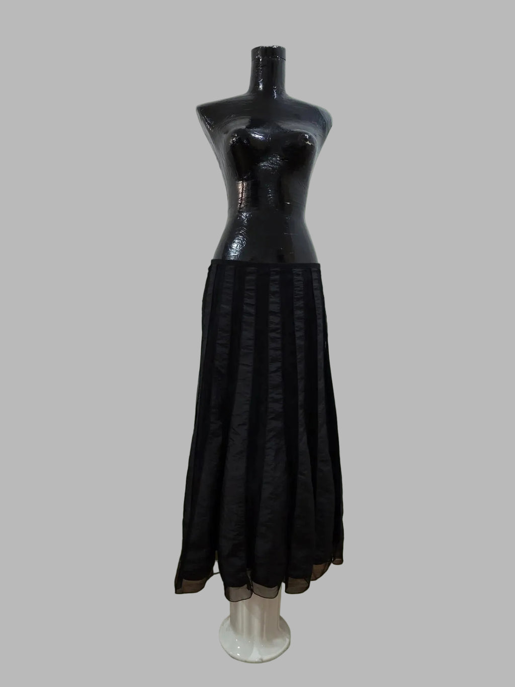 Jupe midi noire à empiècements, taille 44