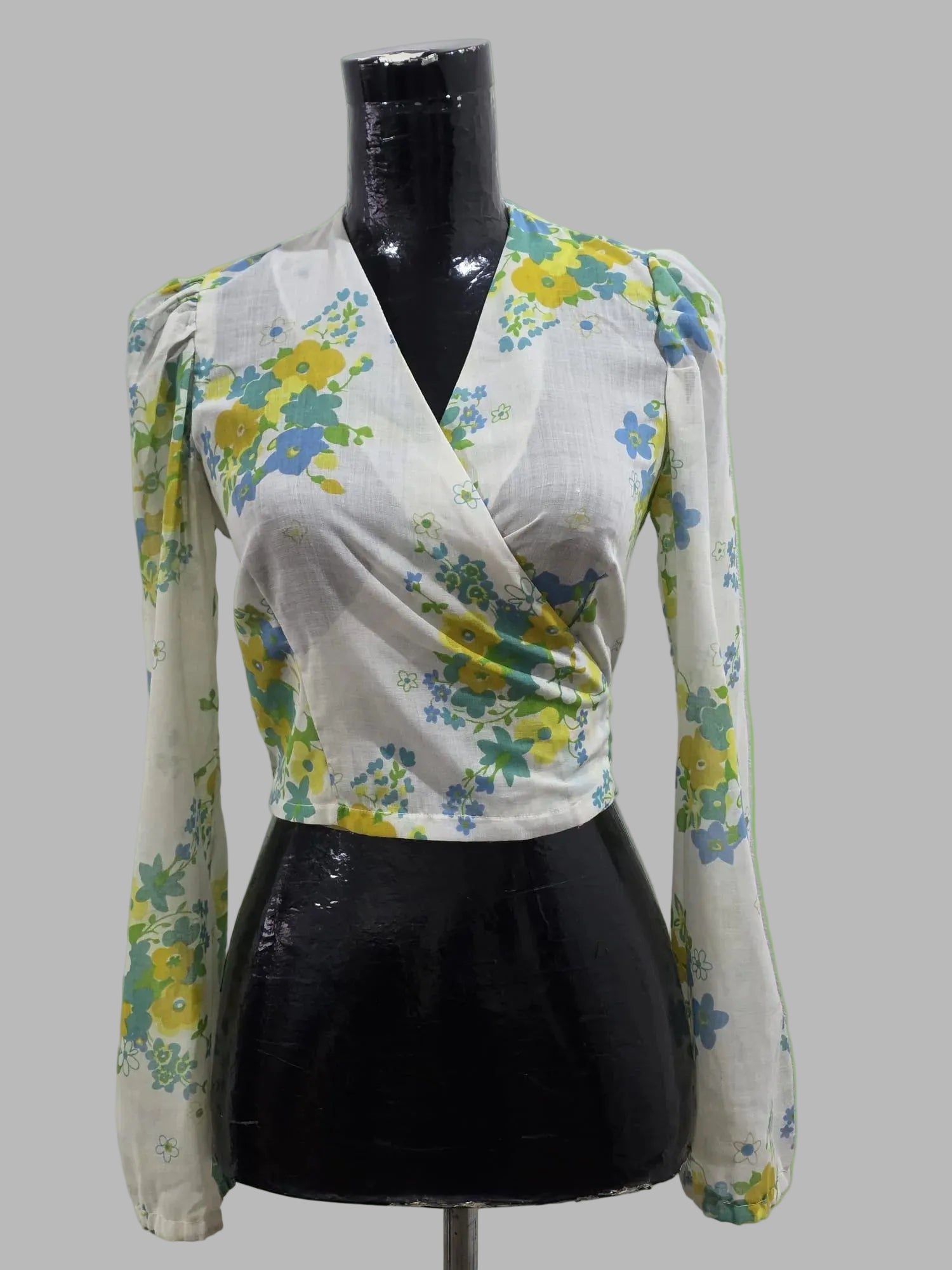 Blusa cruzada vintage, Talla M