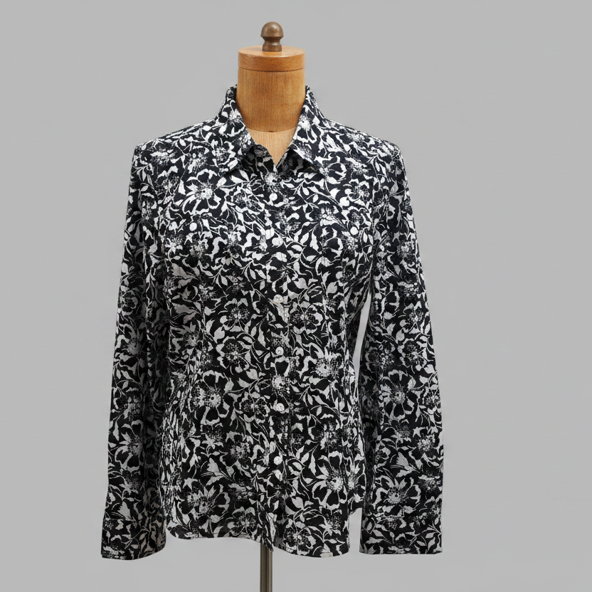 Schwarze Bluse mit Muster, Größe XL