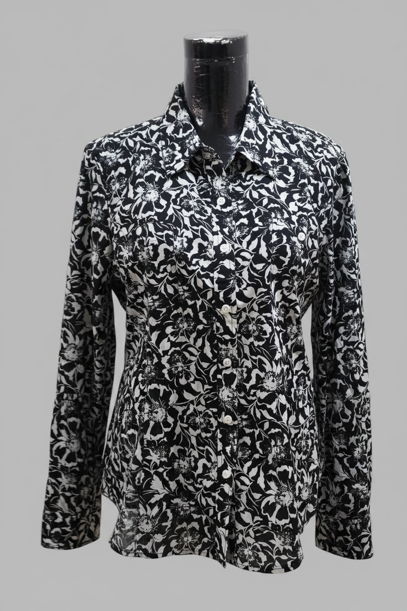 Schwarze Bluse mit Muster, Größe XL