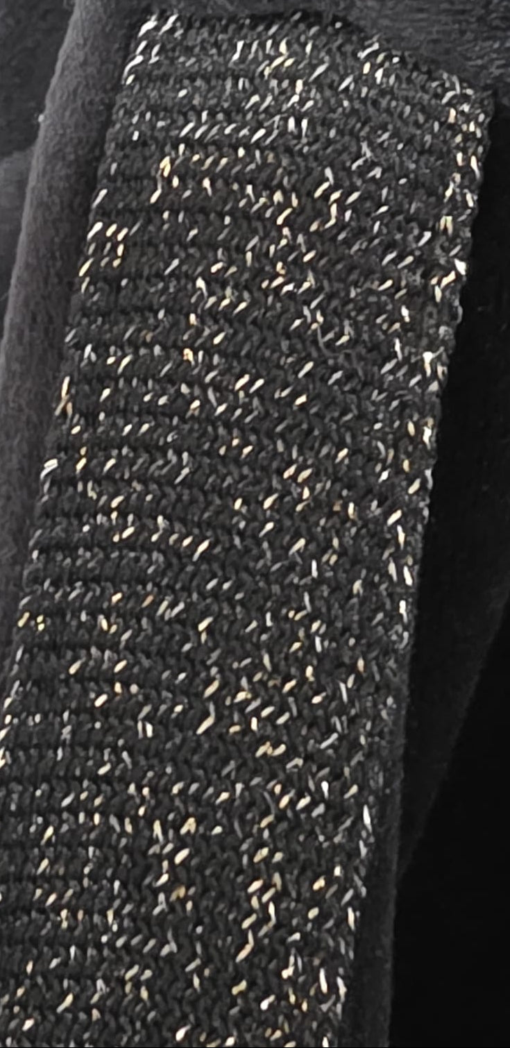 Suéter negro Marca Hunkemoller, Talla L