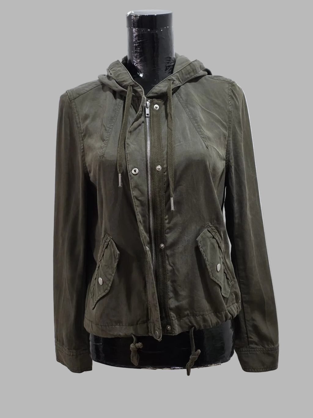 veste à capuche divisée