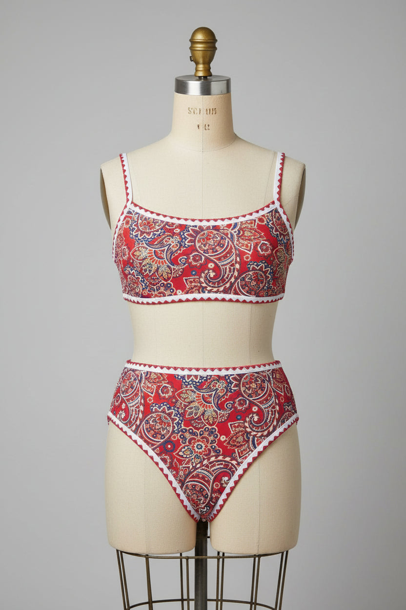 Bikini rojo flores