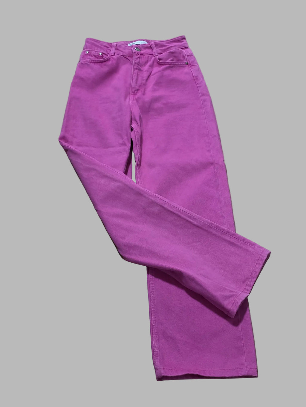 Vaquero fucsia de Zara