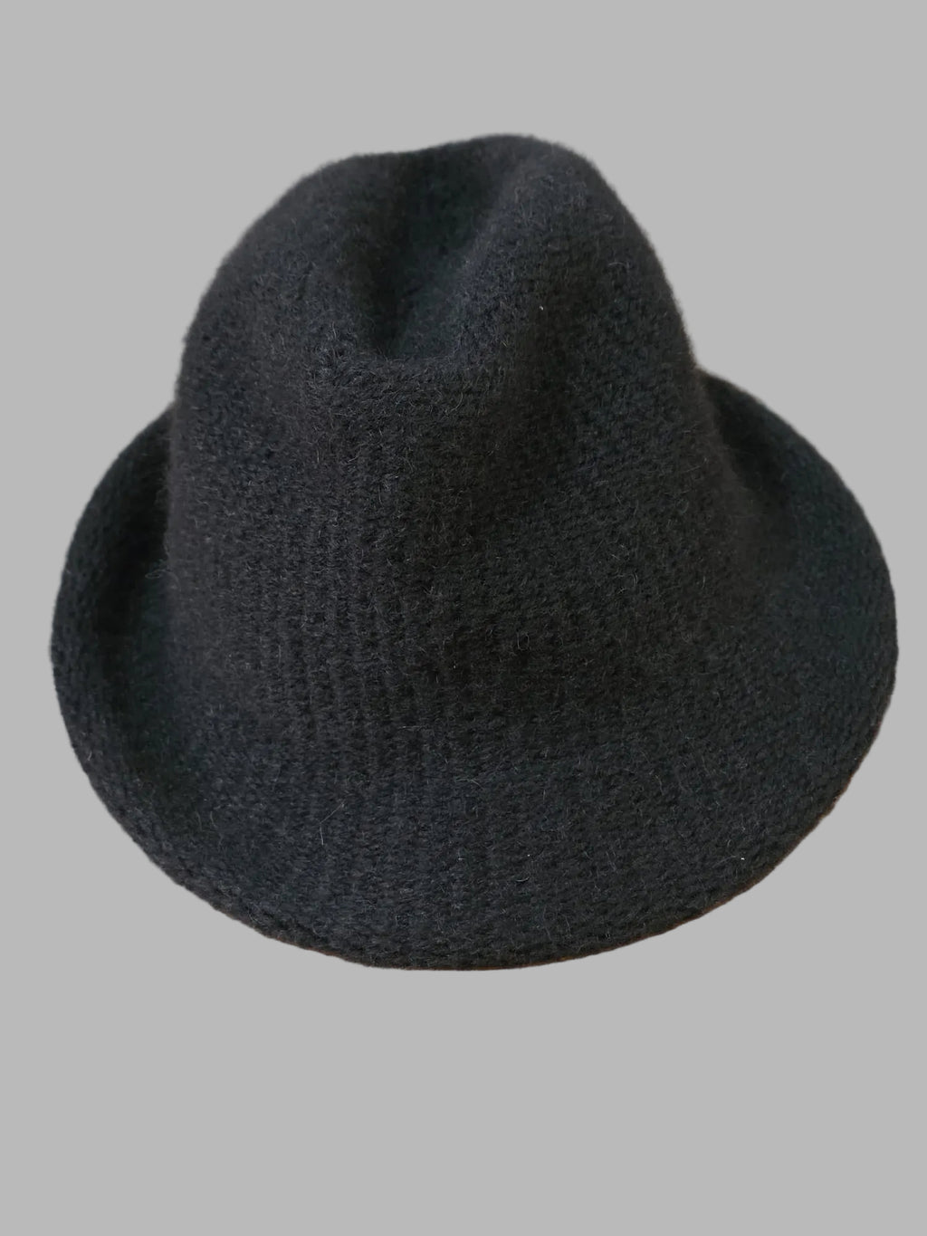 Gorro negro de El Corte Inglés