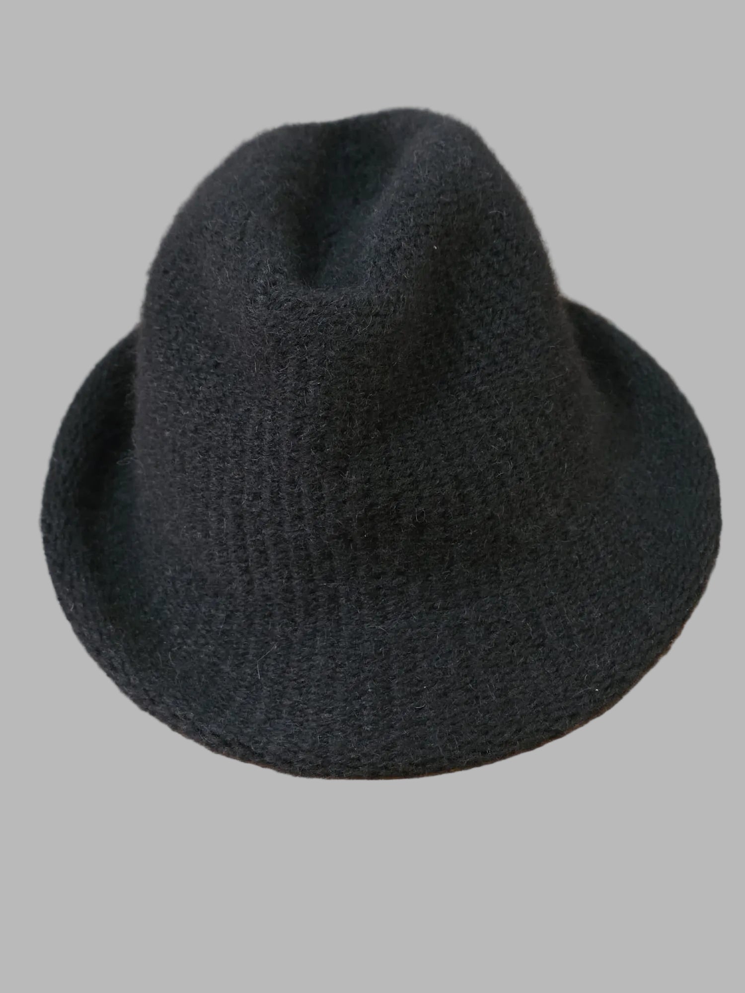 Gorro negro de El Corte Inglés