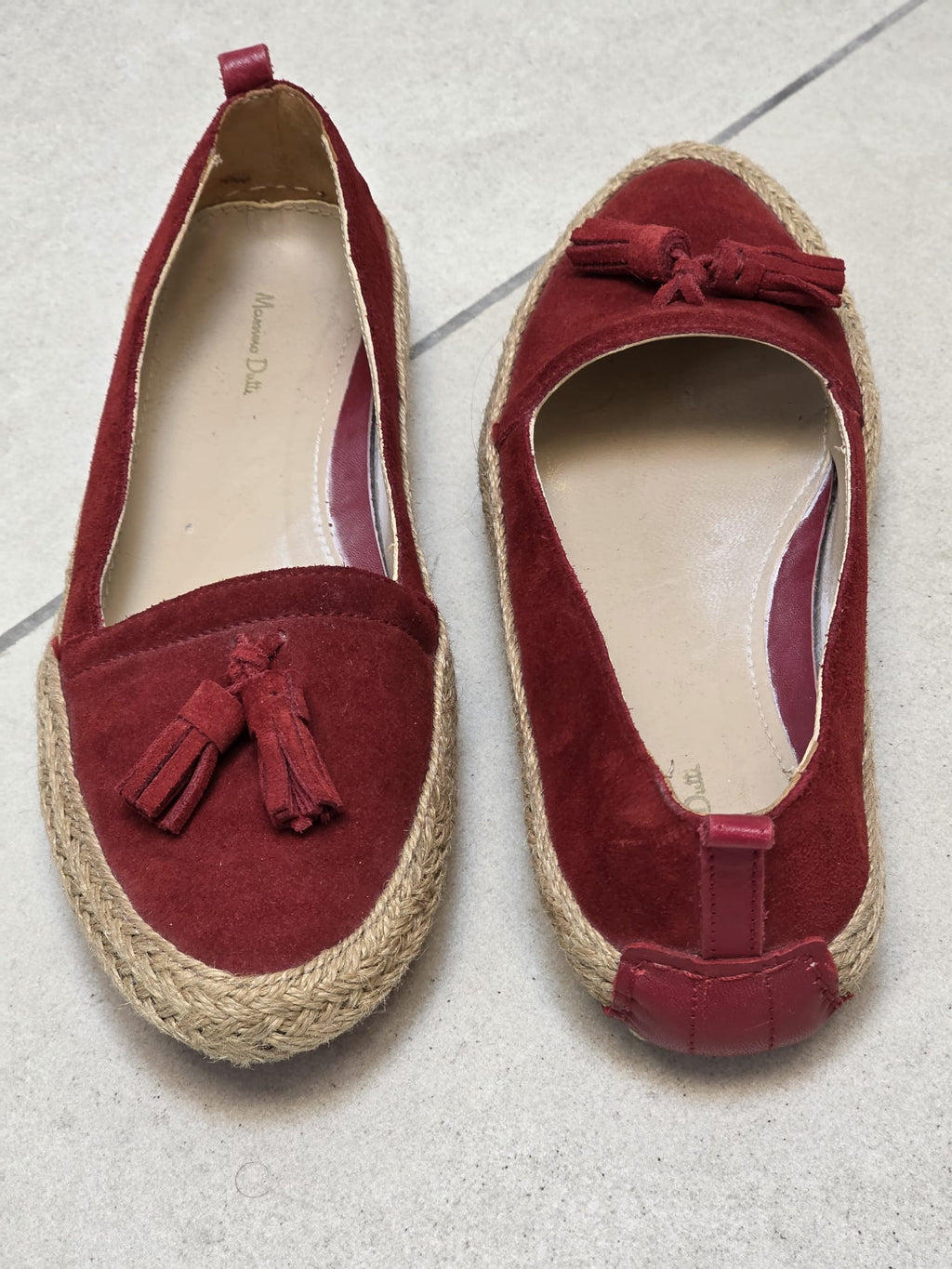 Alpargatas estilo mocasín rojo