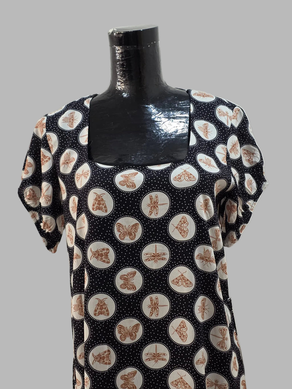 Kleid Schmetterlinge und Libellen von Lez a Lez