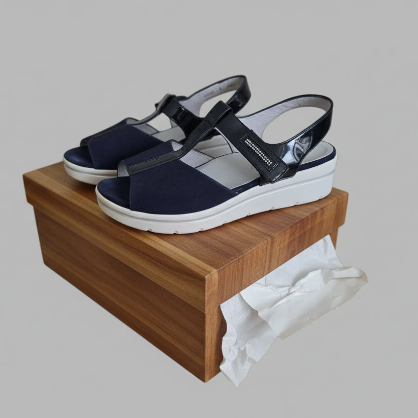 Sandalias azul marino de Drucker
