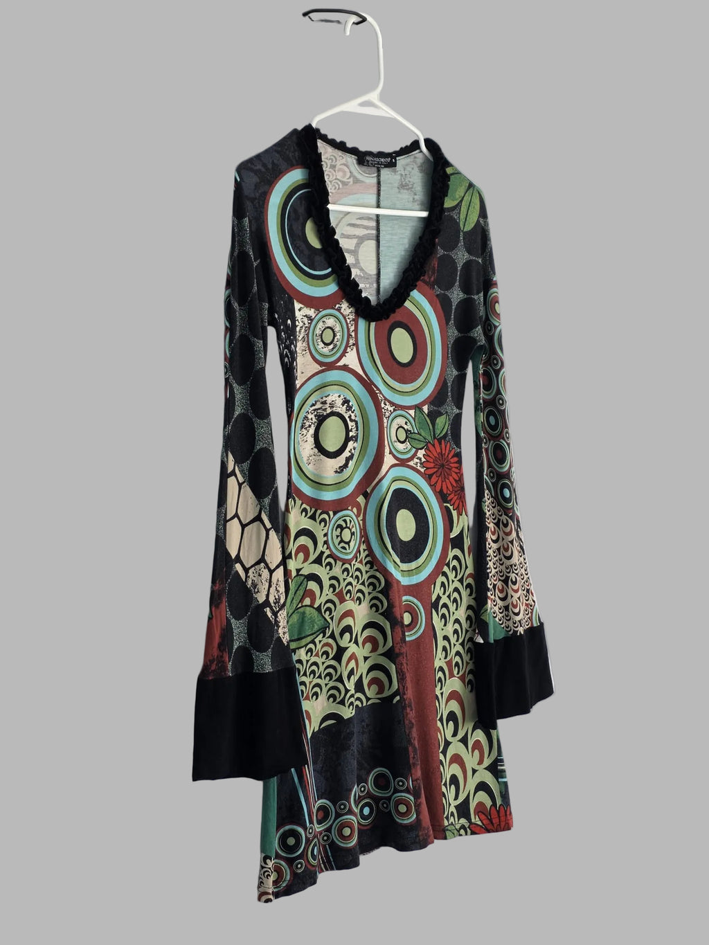 Bedrucktes Kleid mit abstraktem Muster von Rinascimento