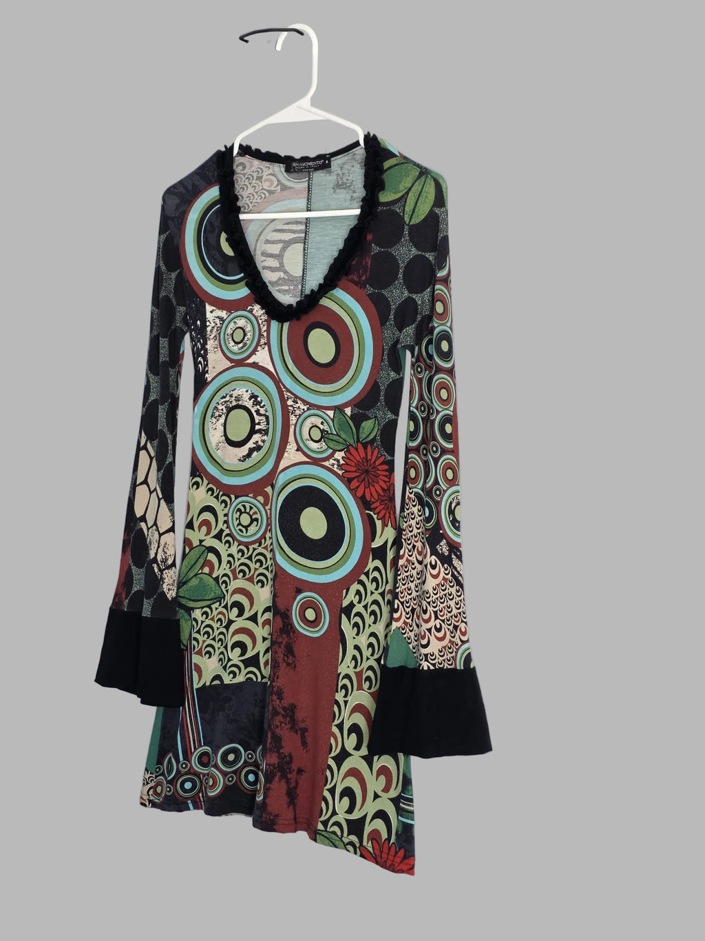 Bedrucktes Kleid mit abstraktem Muster von Rinascimento