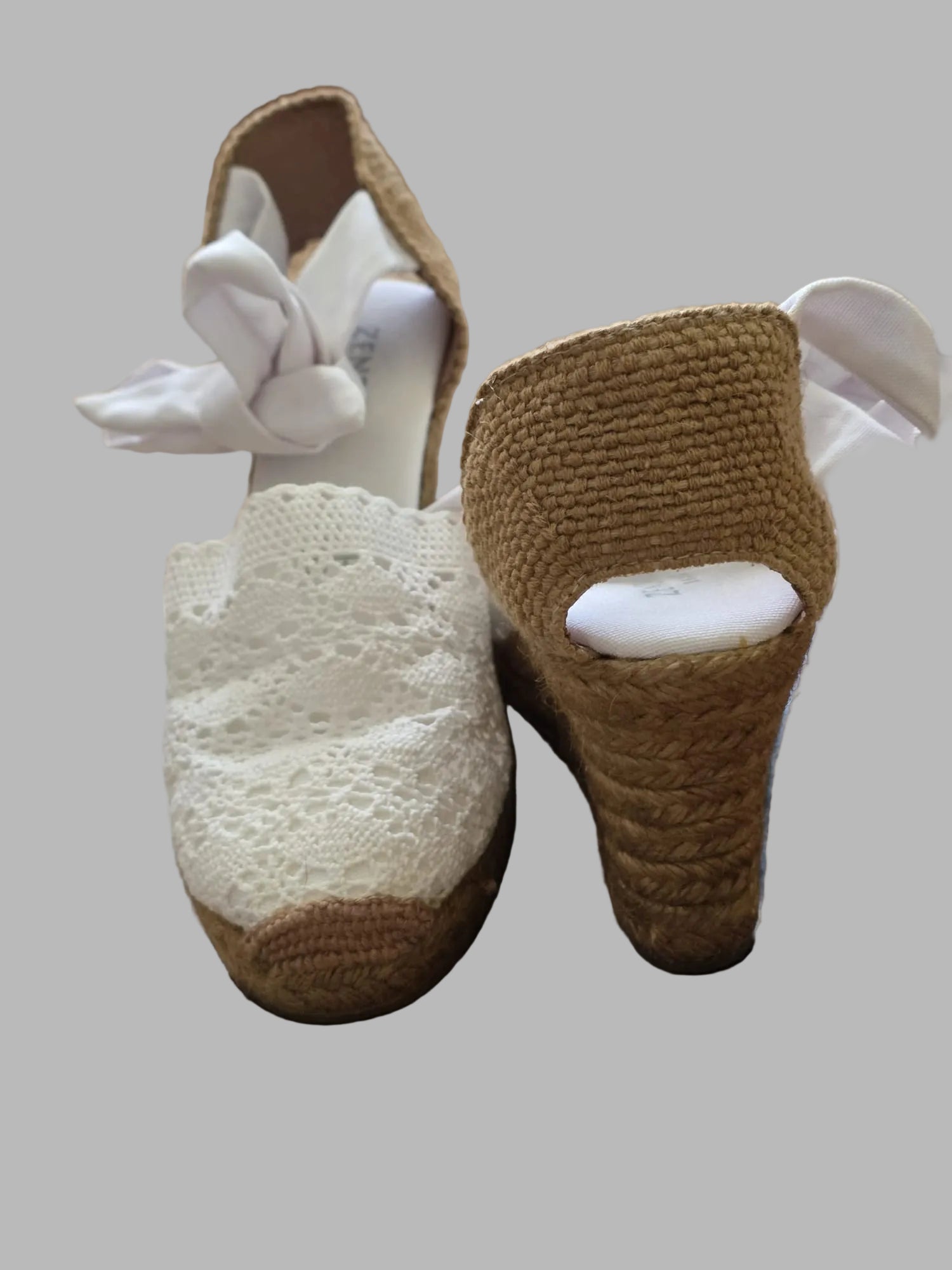Alpargatas blancas de cuña