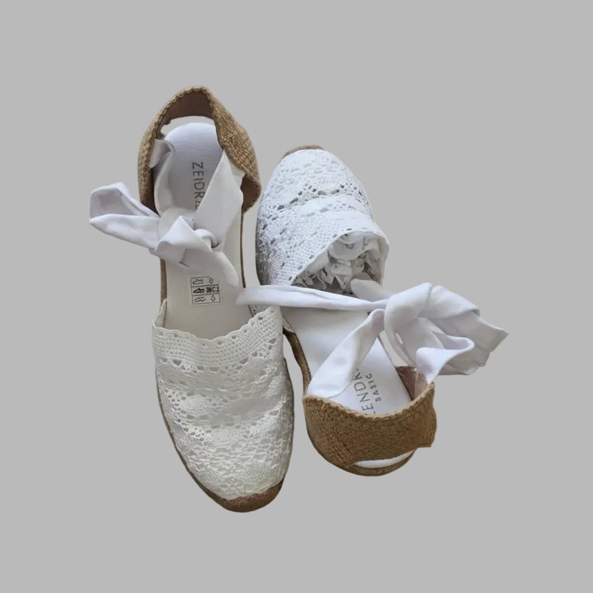 Alpargatas blancas de cuña