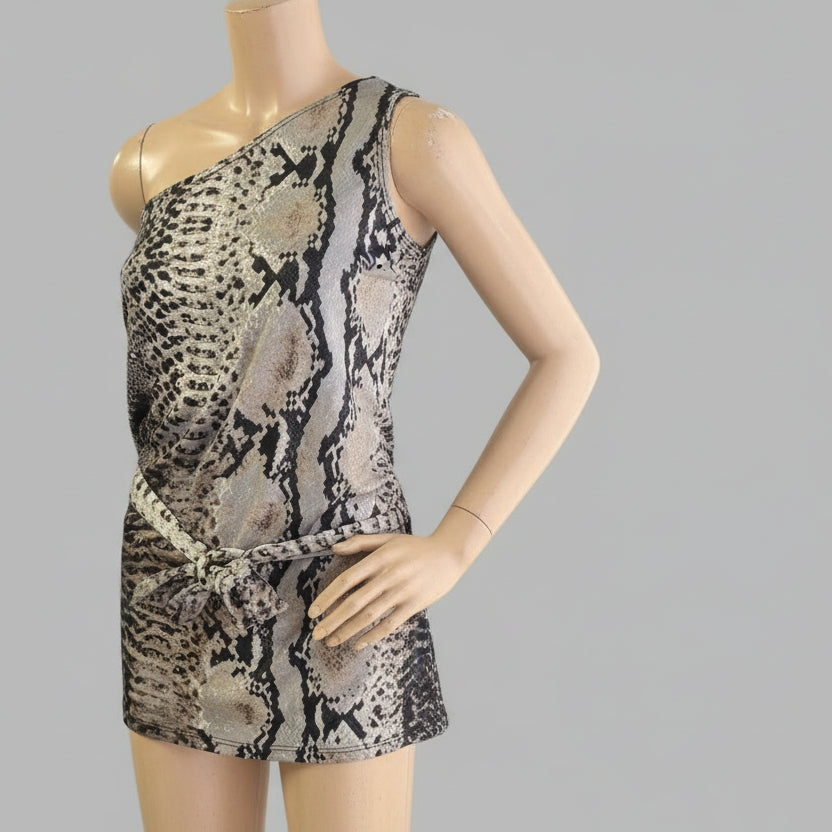 Vestido corto con estampado piel de serpiente