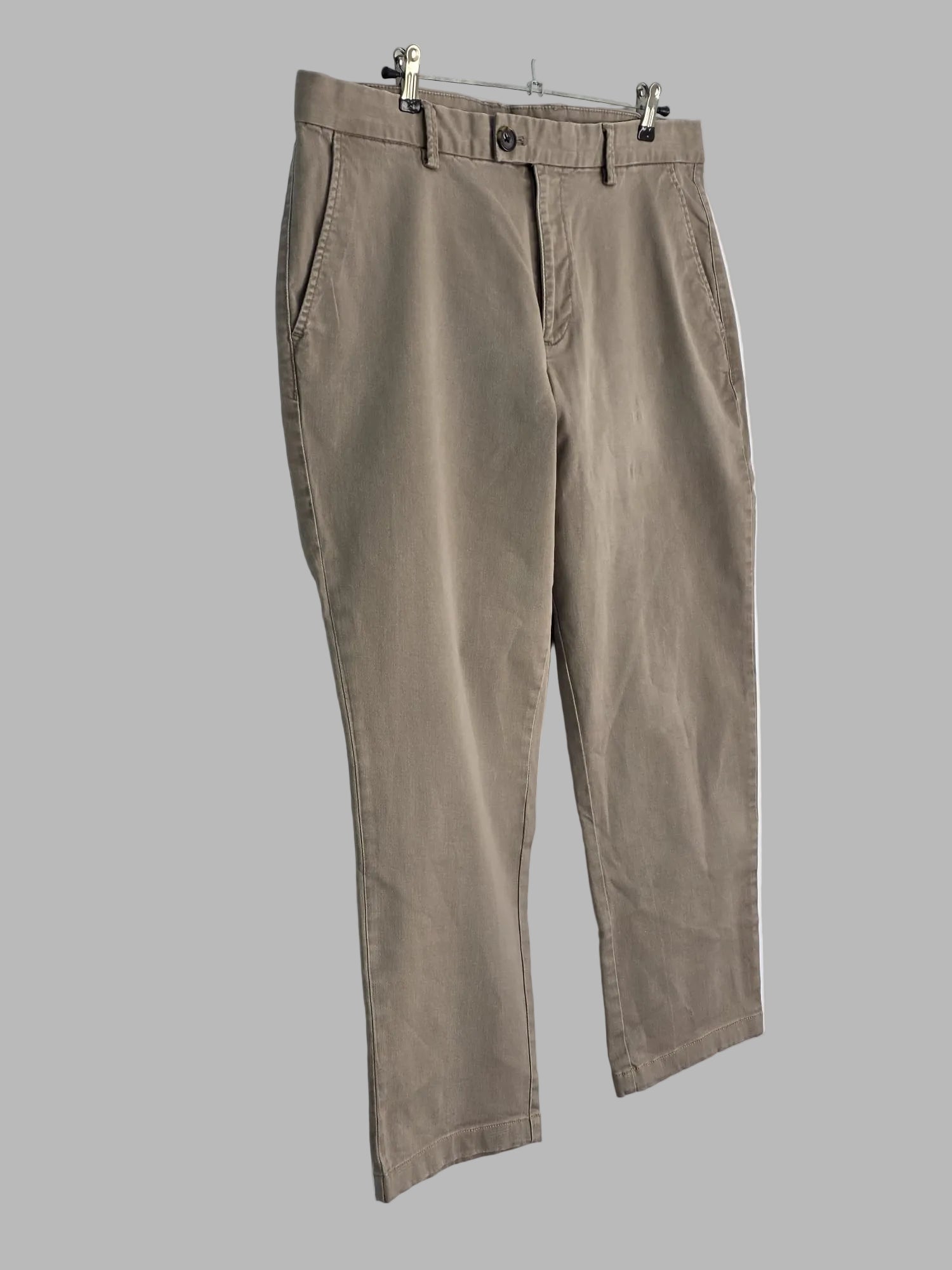 Pantalón beige casual