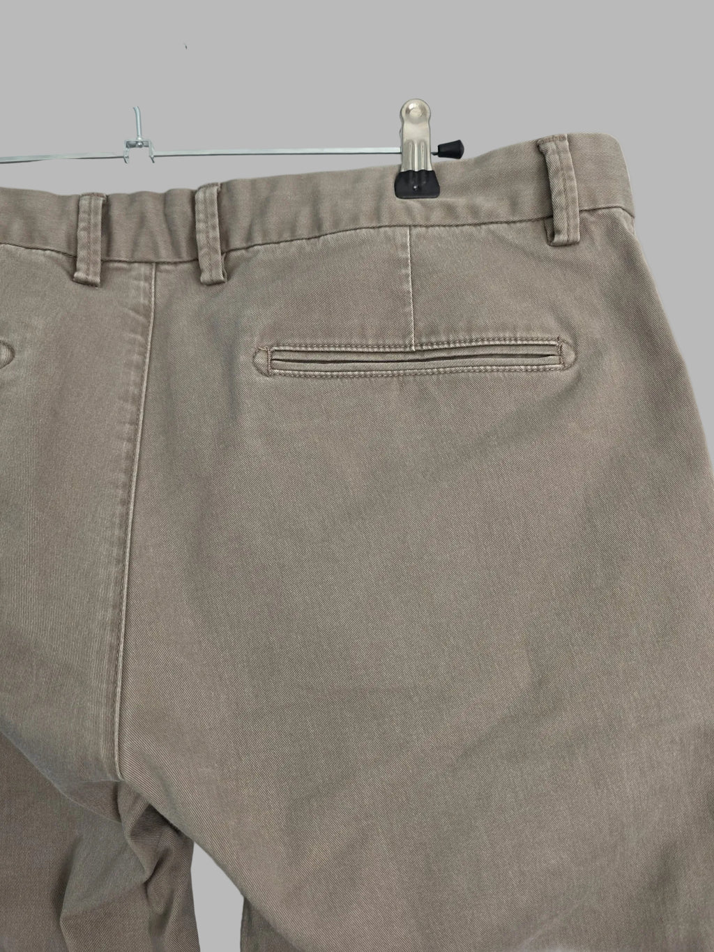 Pantalón beige casual