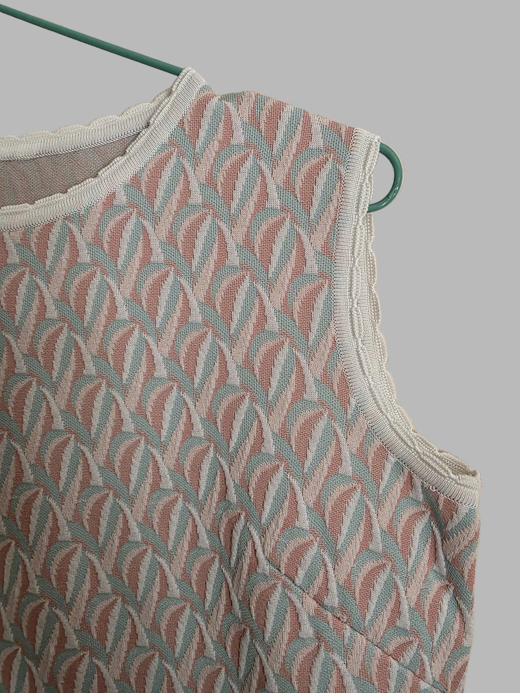 Vestido sin mangas retro