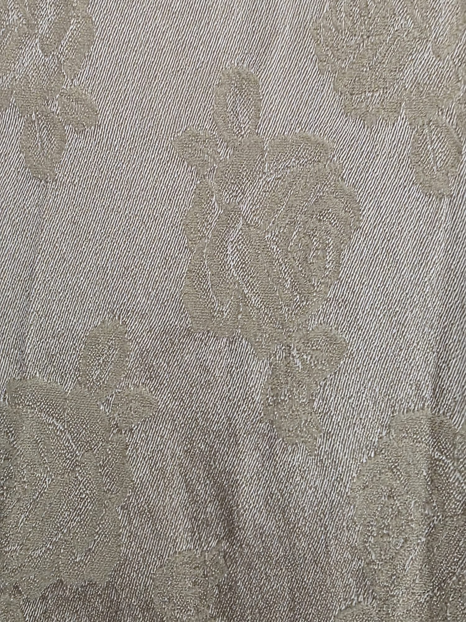 Geblümtes Vintage-Reliefkleid