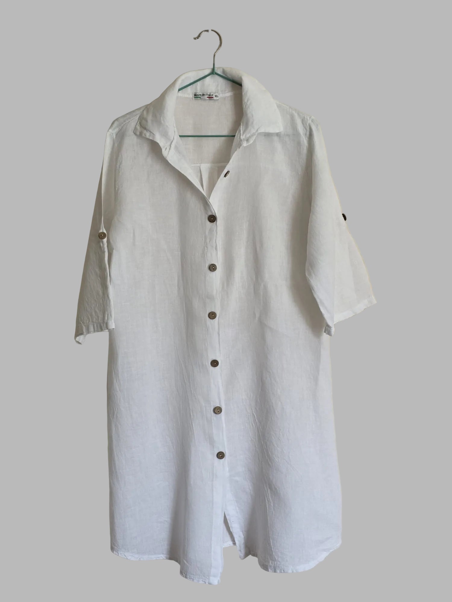 Robe chemisier en lin blanc
