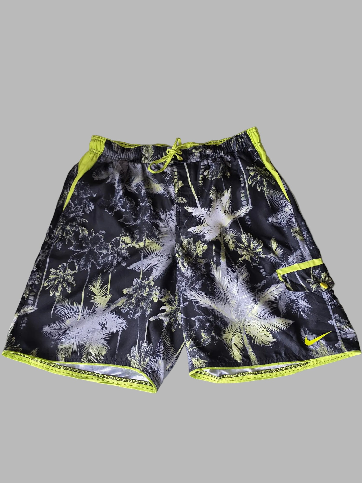 Badeanzug mit Tropenmuster von Nike