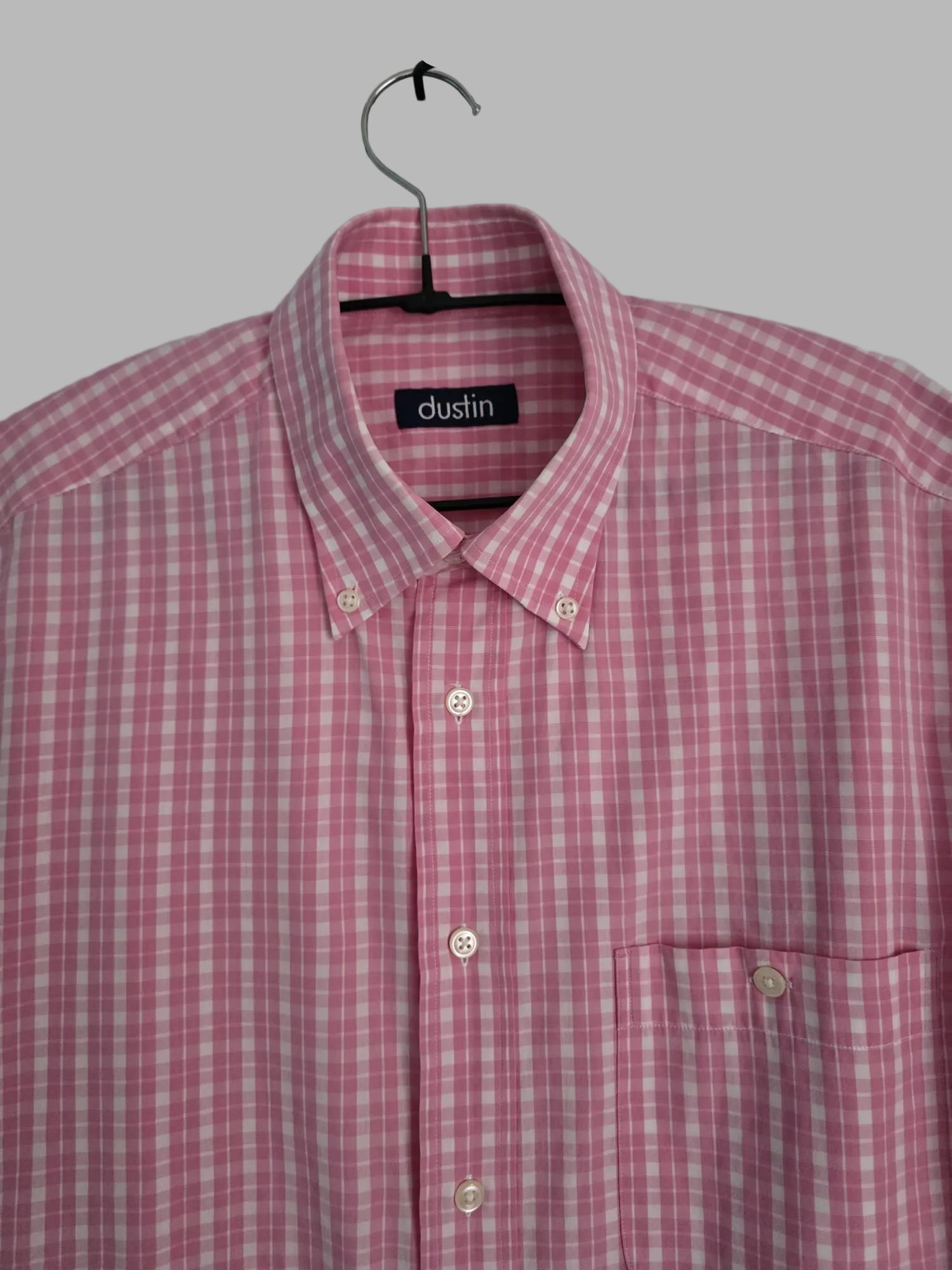 Chemise à carreaux rose de Dustin