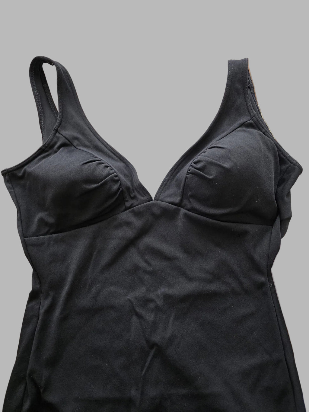 Maillot de bain vintage noir en Nyltest