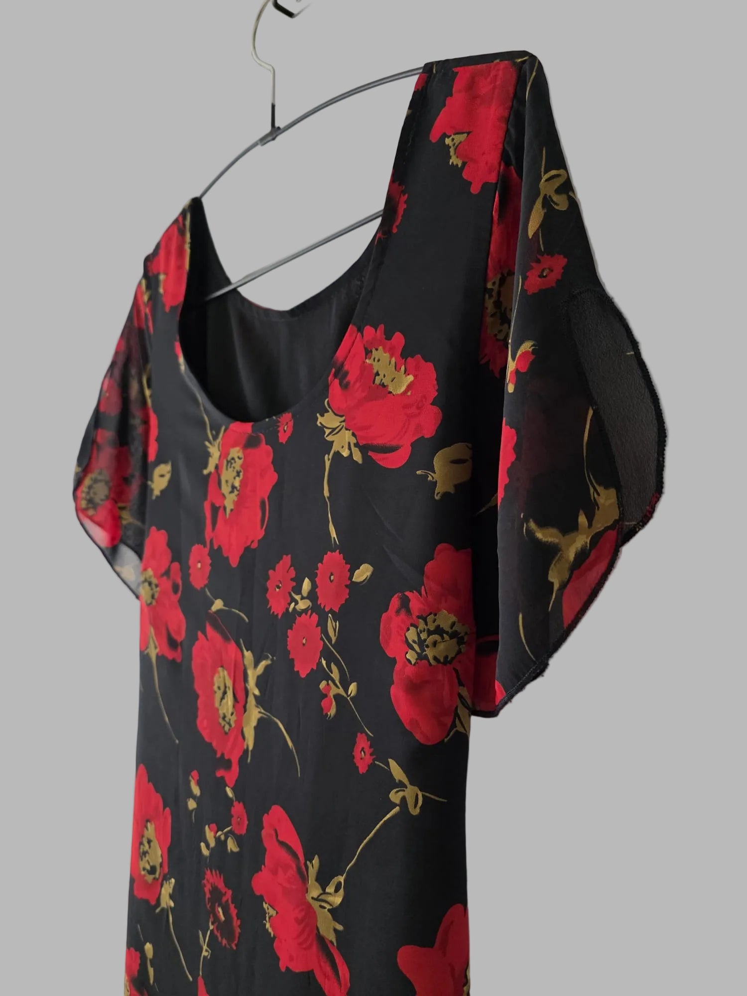 Vintagekleid mit großen Blumen
