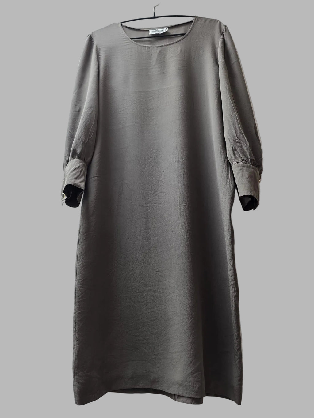 Kleid aus reiner Seide von Albinia