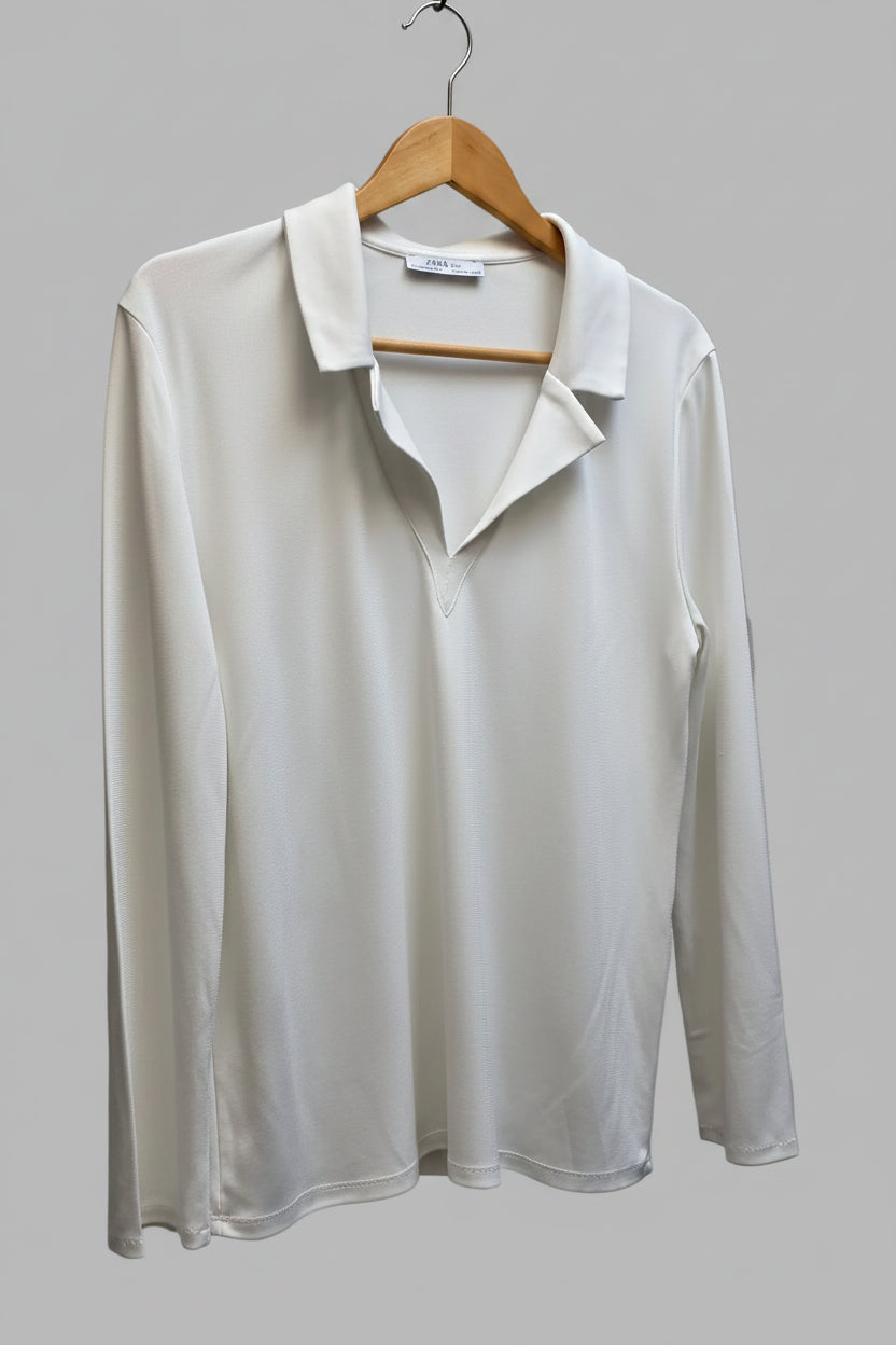 Camiseta blanca manga larga de Zara