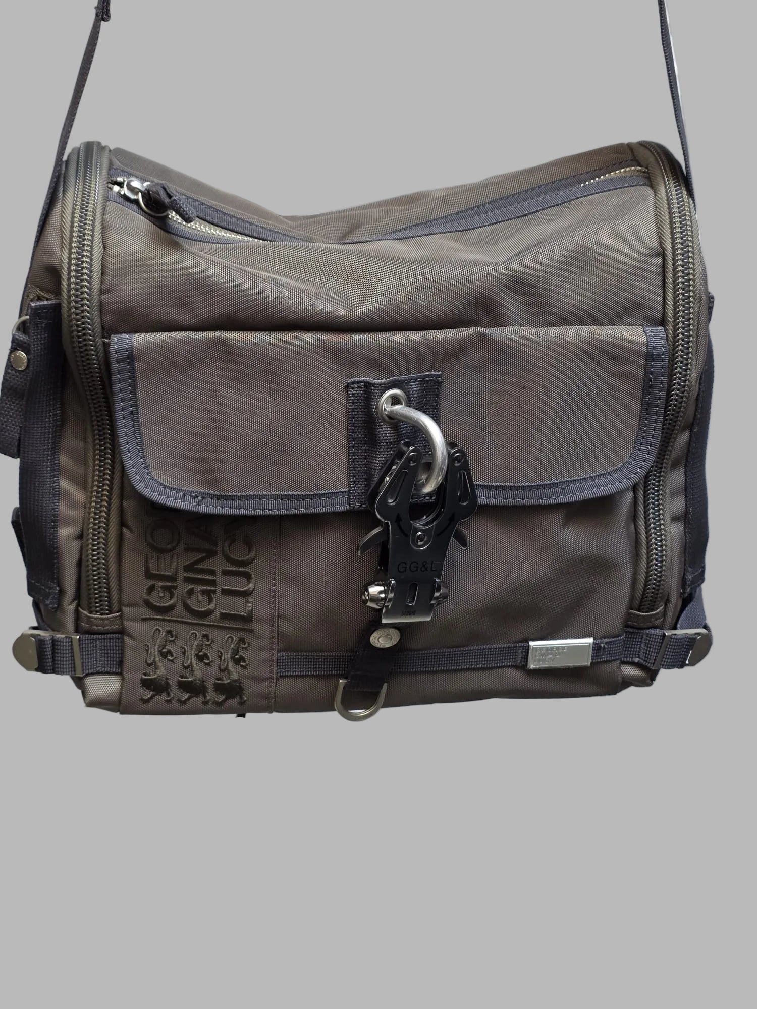 Bolso vintage de George Gina & Lucy verde oliva