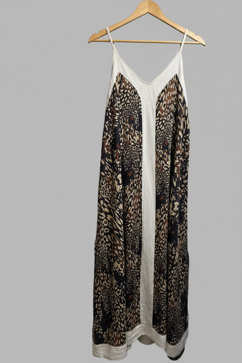 Robe longue à bretelles tons terre