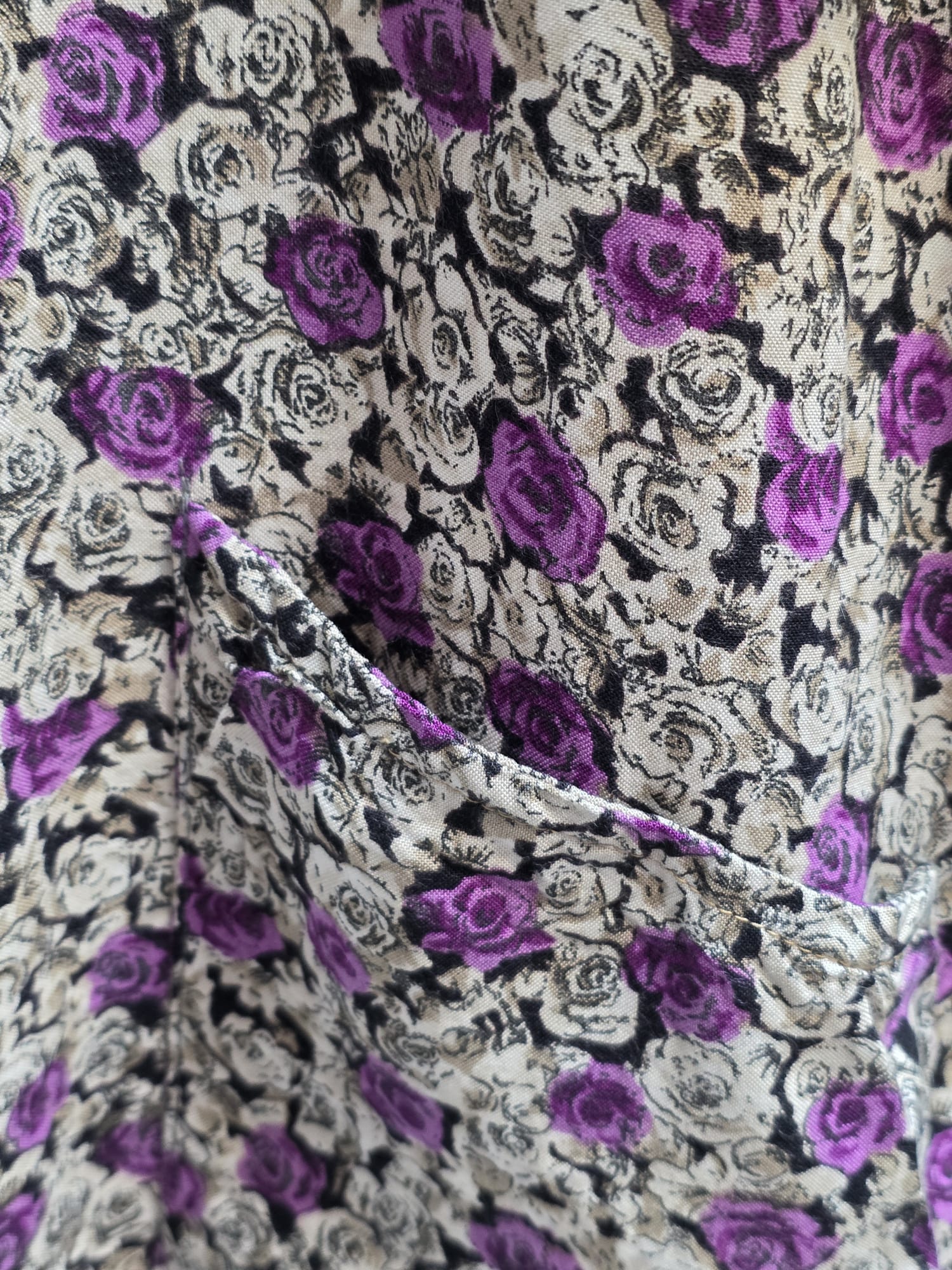 Vintage-Bluse mit Blumenmuster