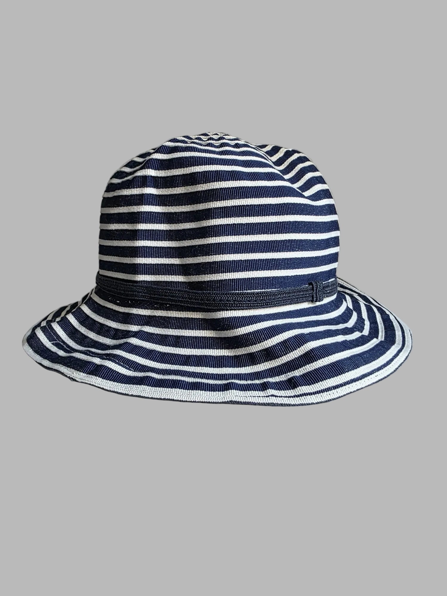 Sombrero a rayas de Aïta