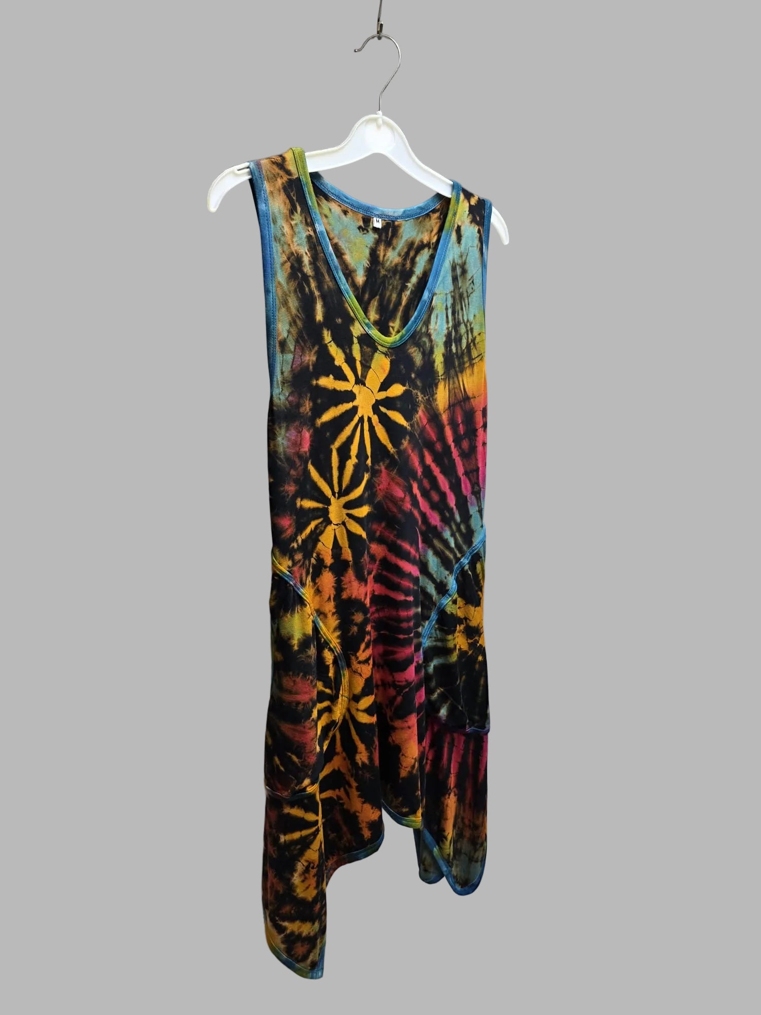 Vestido sin mangas tie-dye