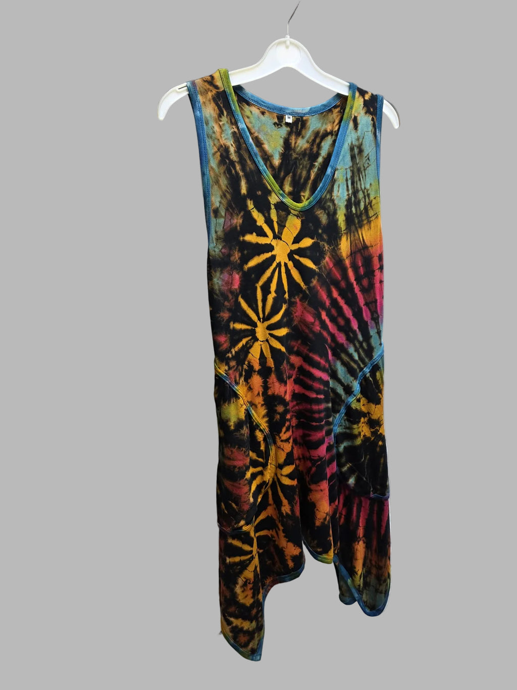 Vestido sin mangas tie-dye