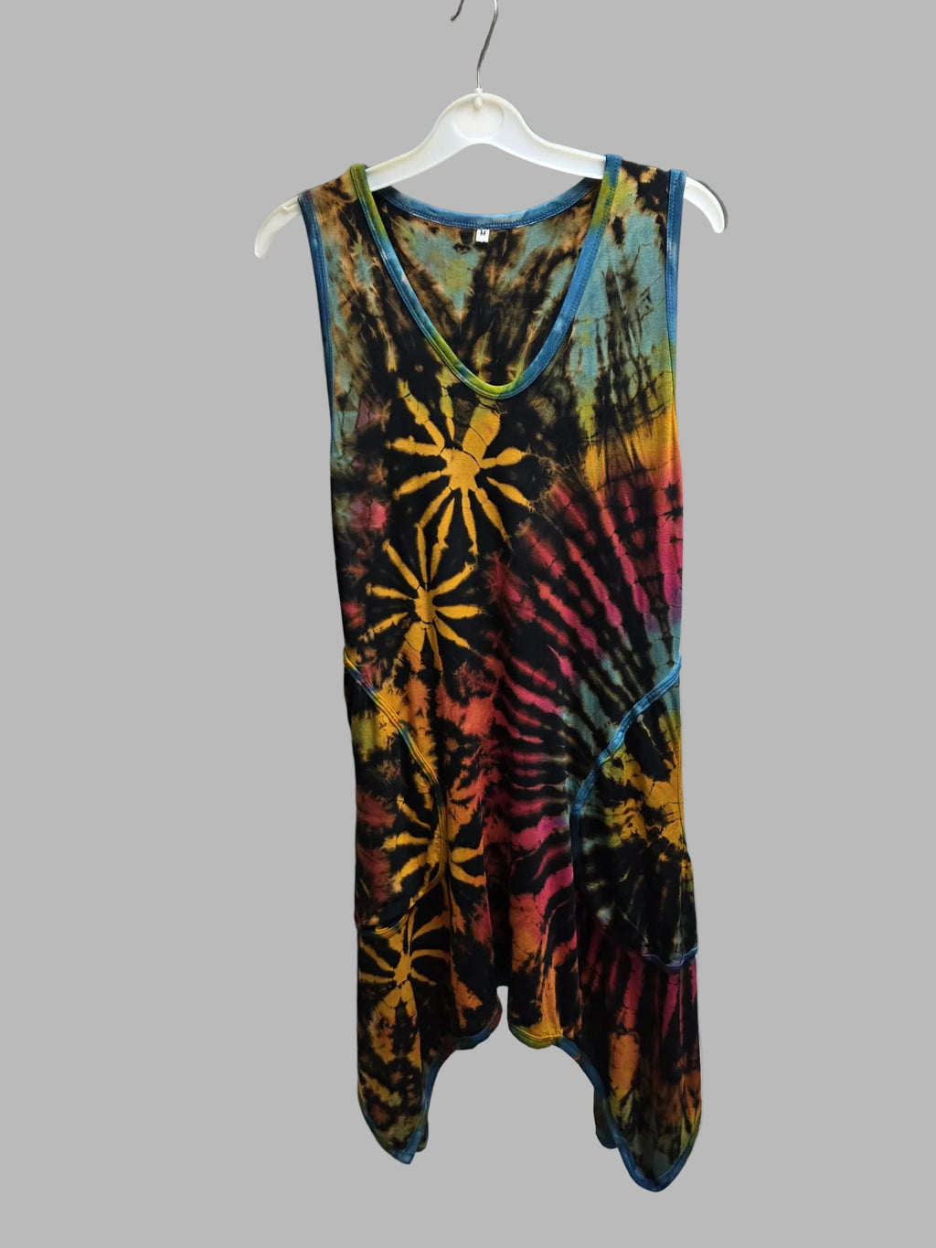 Vestido sin mangas tie-dye