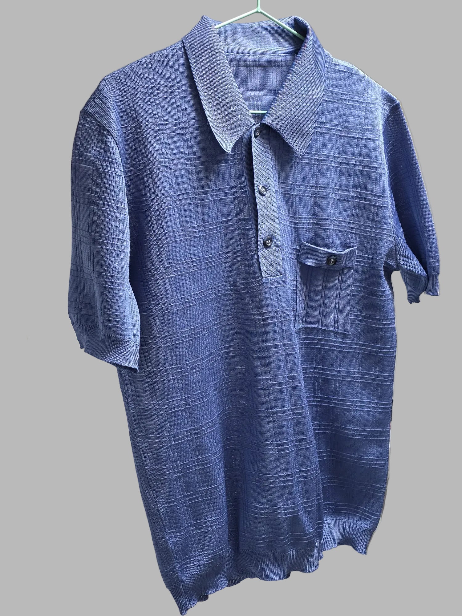 Polo vintage azul de punto calado