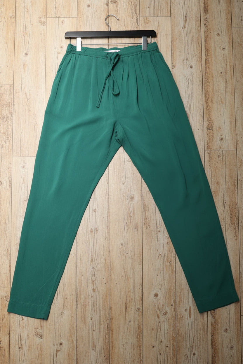 Pantalón verde de Oysho