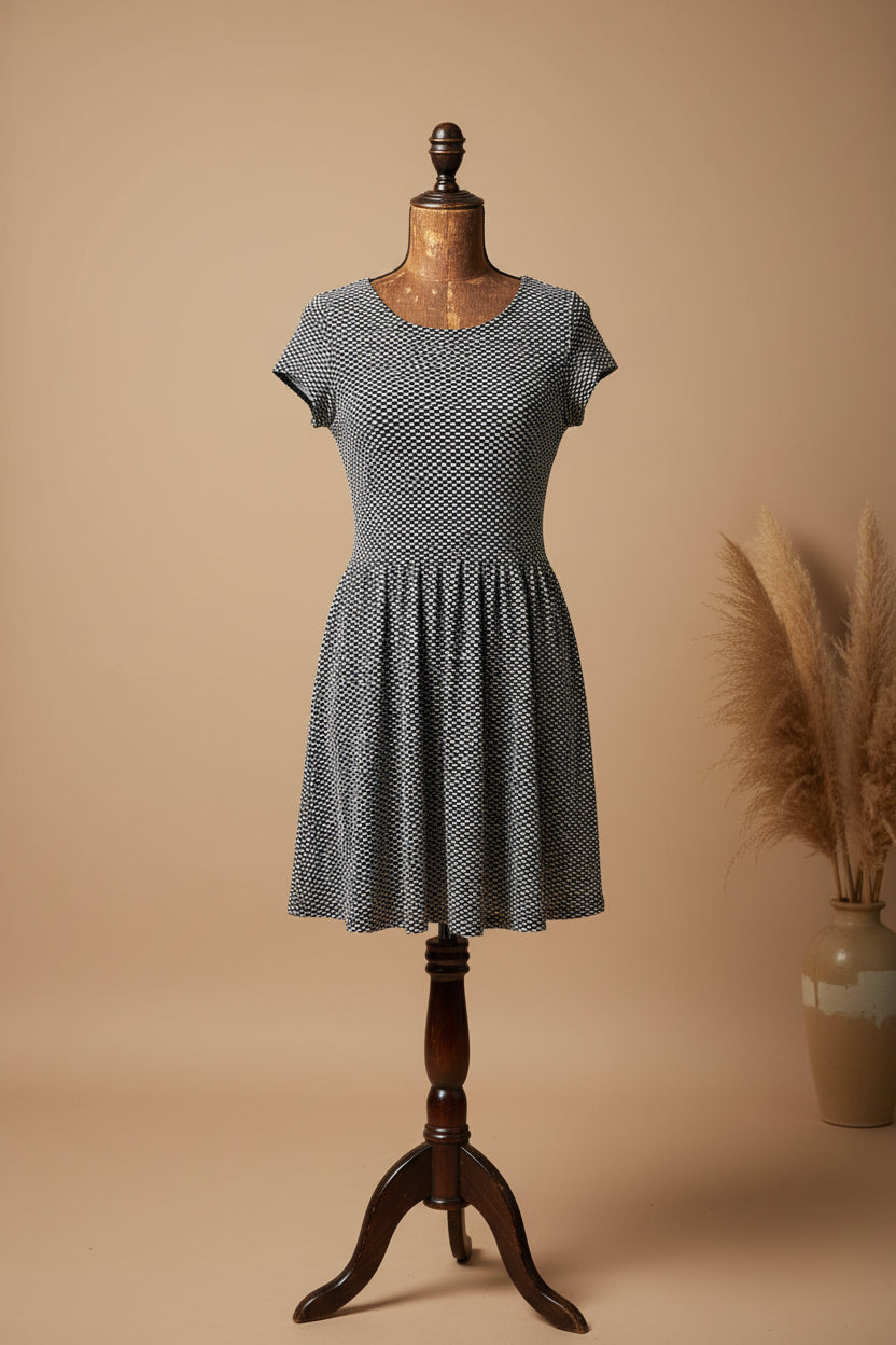 Kleid von Stradivarius