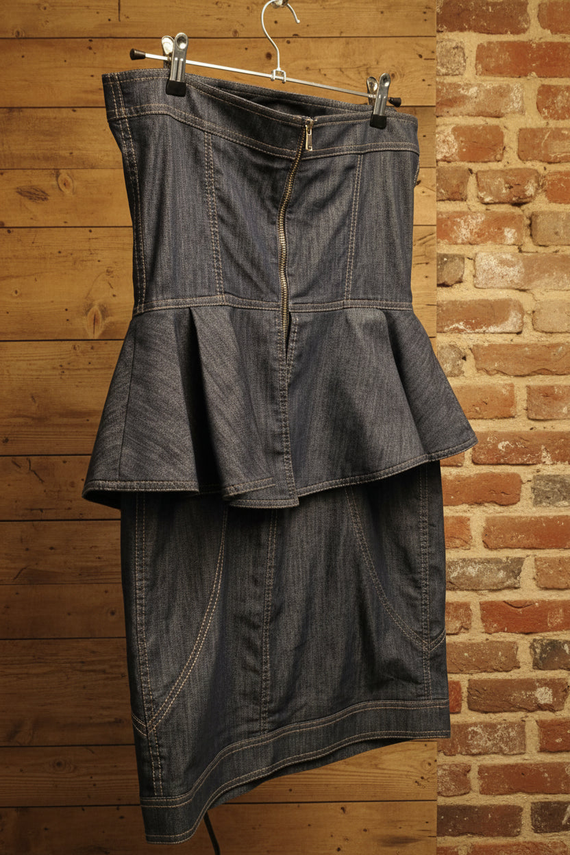 Kurzes Jeanskleid von Dive Divine