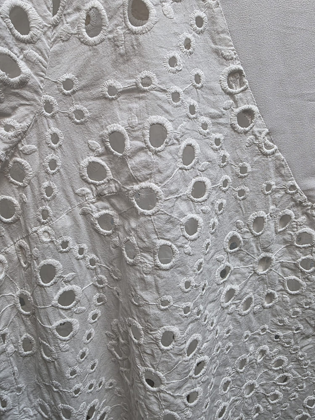 Weiße Cortefiel-Bluse