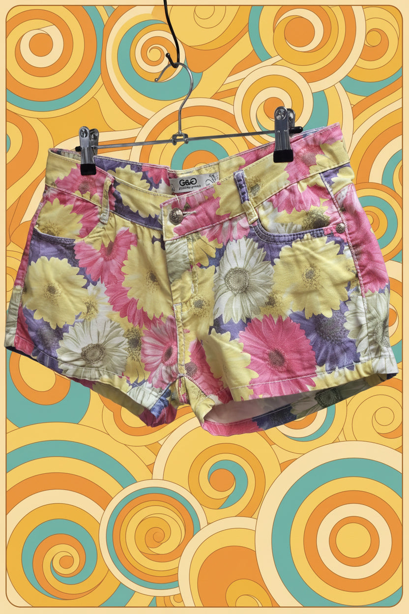 Pantalón corto vintage estampado floral