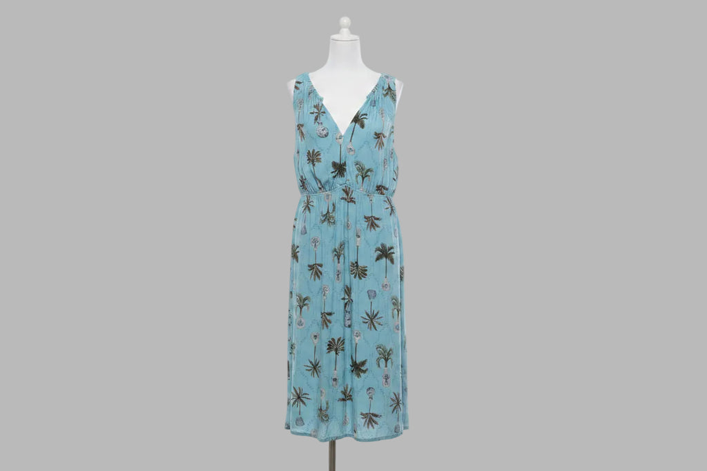 Vestido midi turquesa de la marca Lez a Lez
