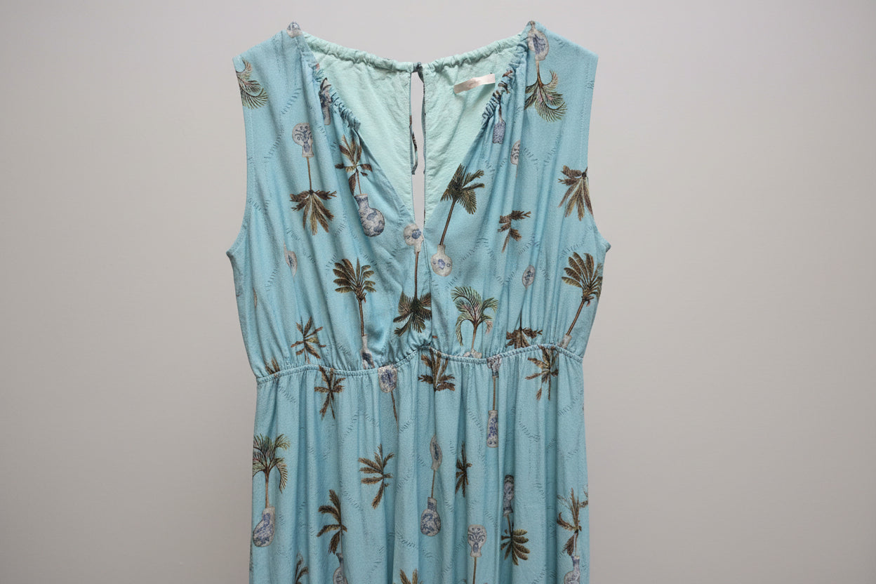 Vestido midi turquesa de la marca Lez a Lez