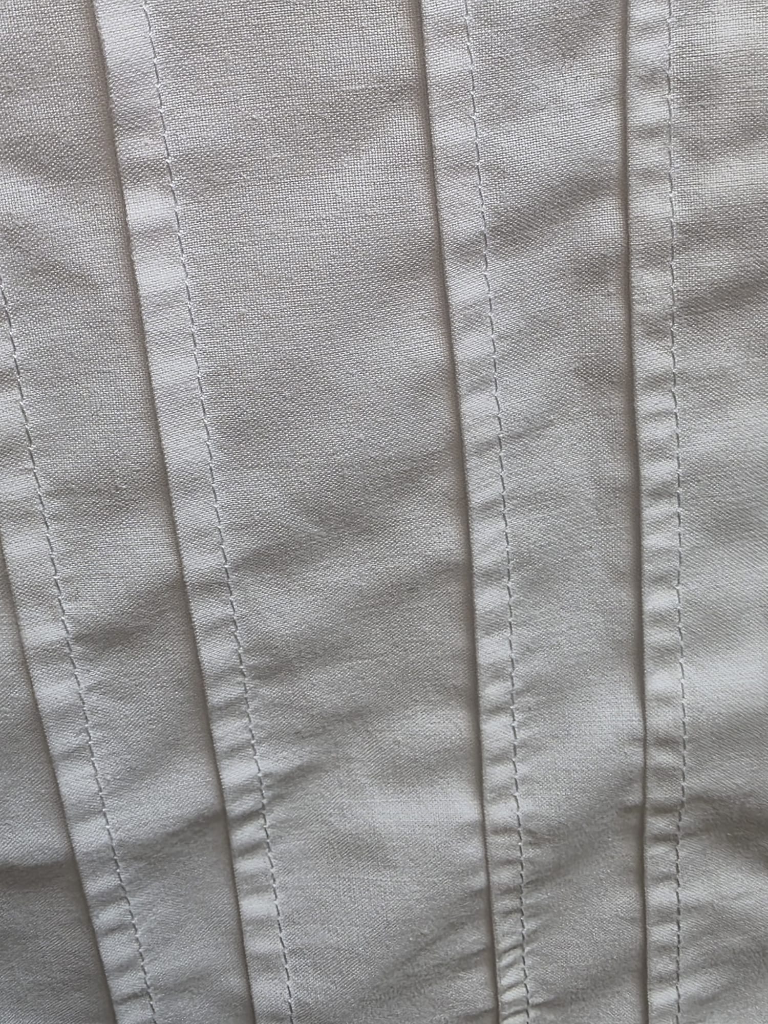 Blusa blanca sin mangas