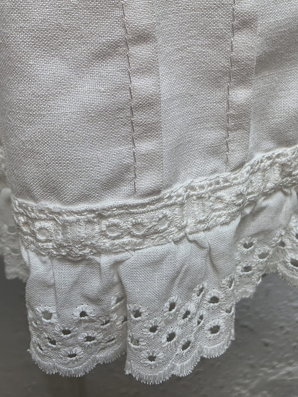 Blusa blanca sin mangas